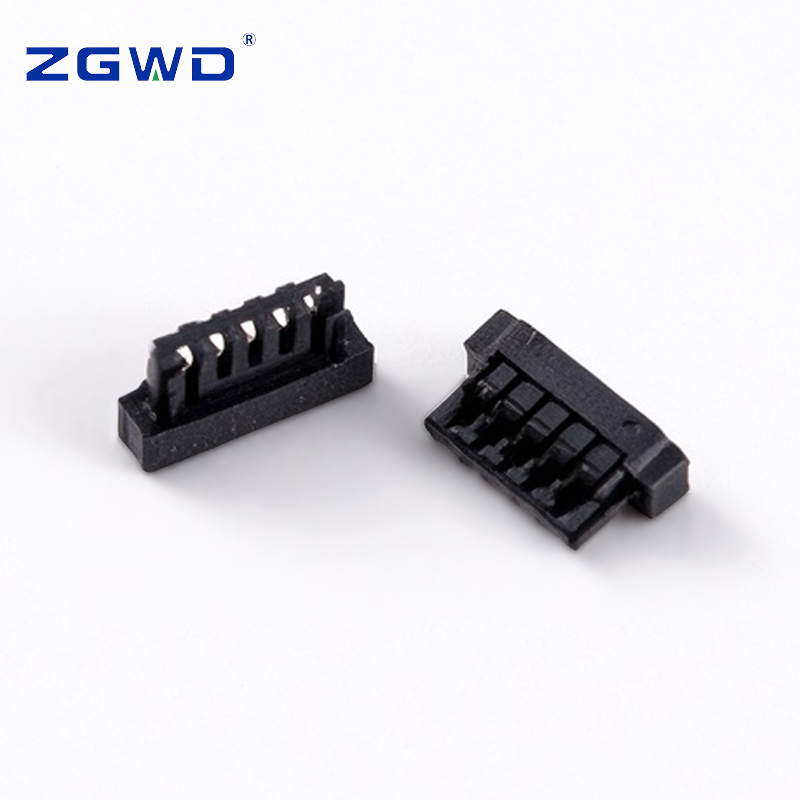 Terminales de crimpado y carcasa de conector macho de paso de 0,8 mm tipo DF52