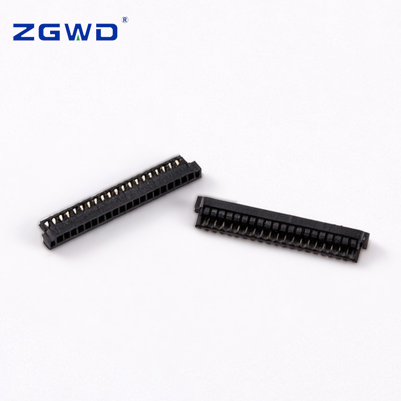 Terminales de crimpado y carcasa de conector macho de paso de 0,8 mm tipo DF52