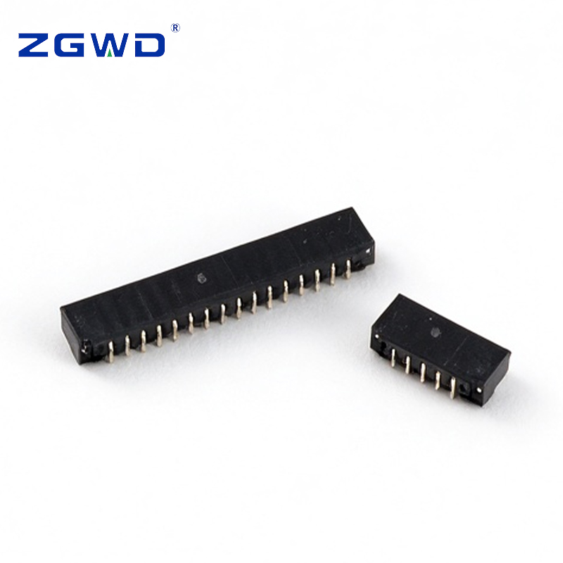 Conector de cable a placa en ángulo recto con paso de 0,8 mm tipo DF52
